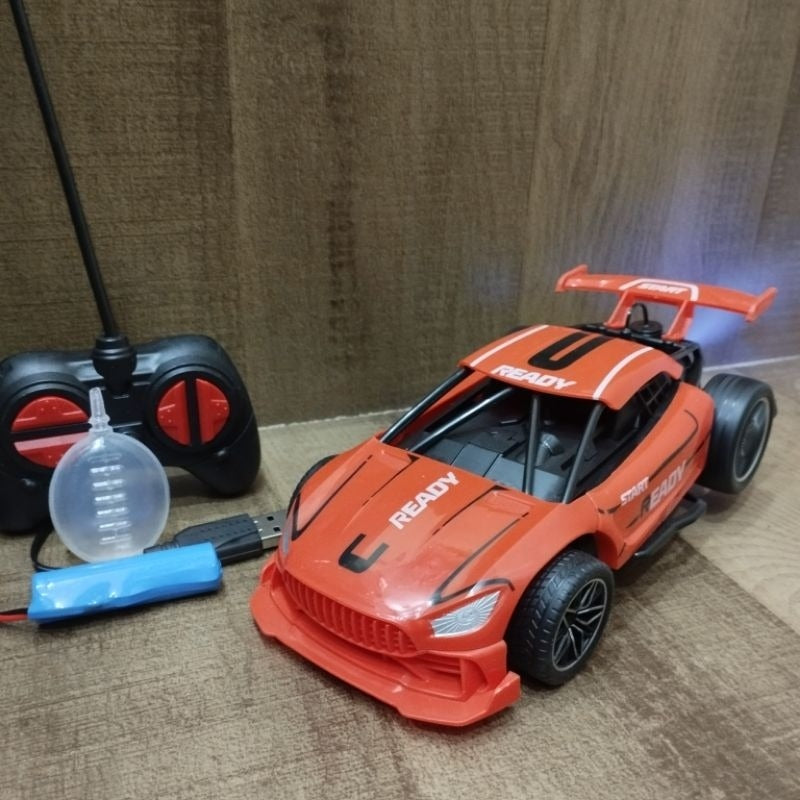 Carro A Control Remoto y Efecto Humo